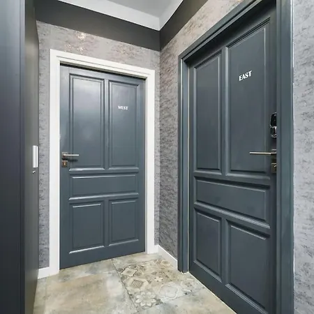 Star66 Apartment, Air-cond كراكوفيا